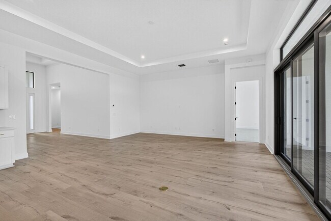 Building Photo - 9512 St Germain Dr