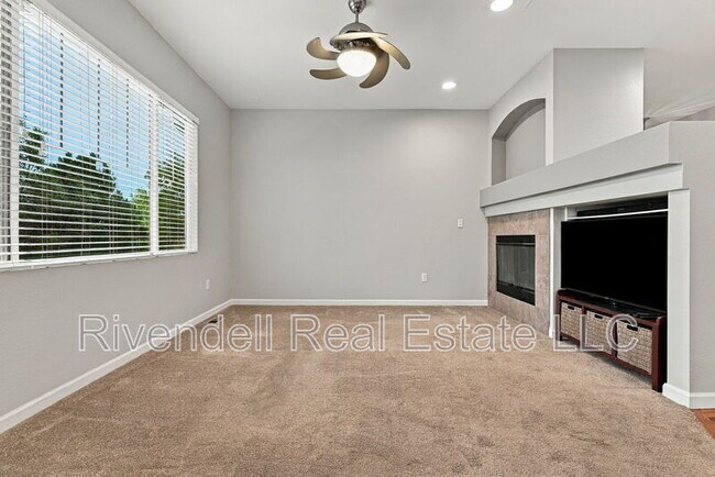 Building Photo - 4483 Applecrest Cir