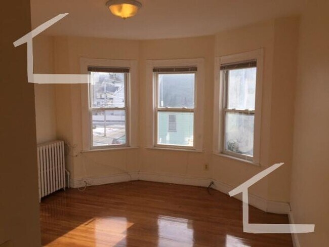 Building Photo - Check out this 4 bed in Brighton