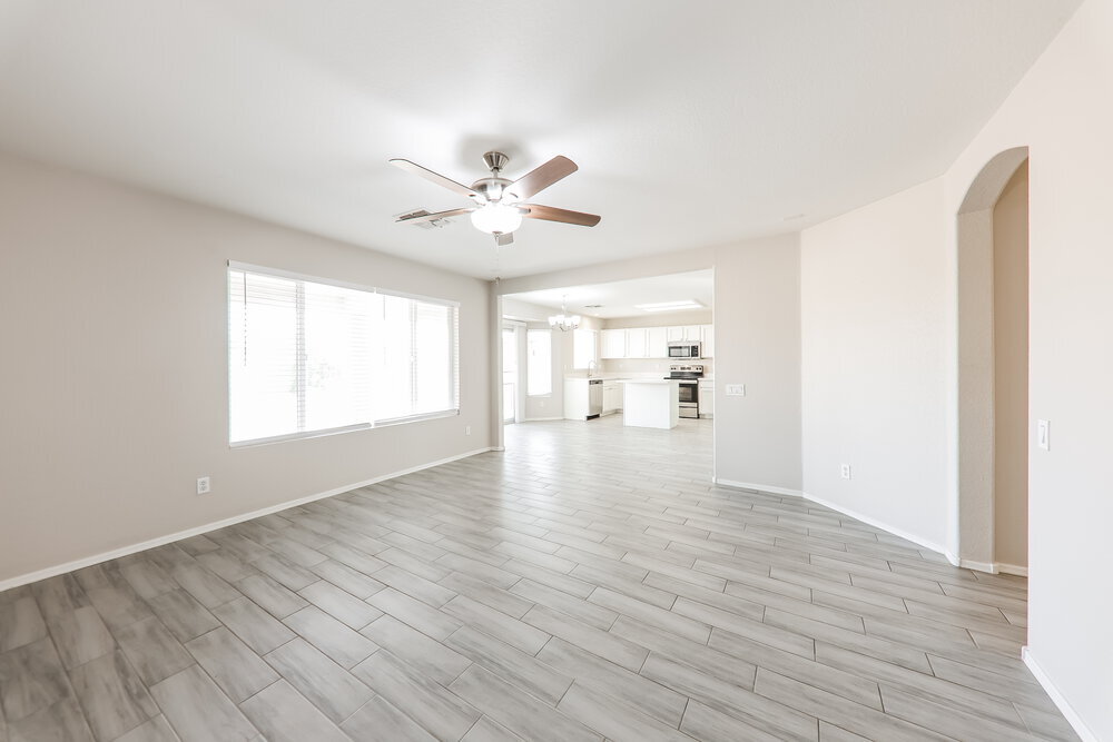 Building Photo - 13042 W Monterey Way