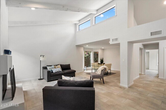 Building Photo - 7245 E Buena Terra Way