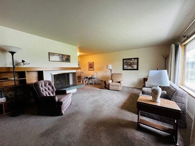 Building Photo - Non-Refundable & Security Deposit Total: $...