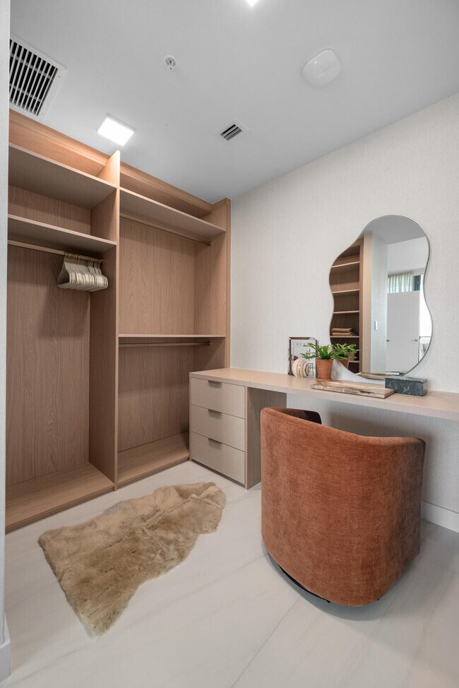 Building Photo - 900 N Ocean Blvd