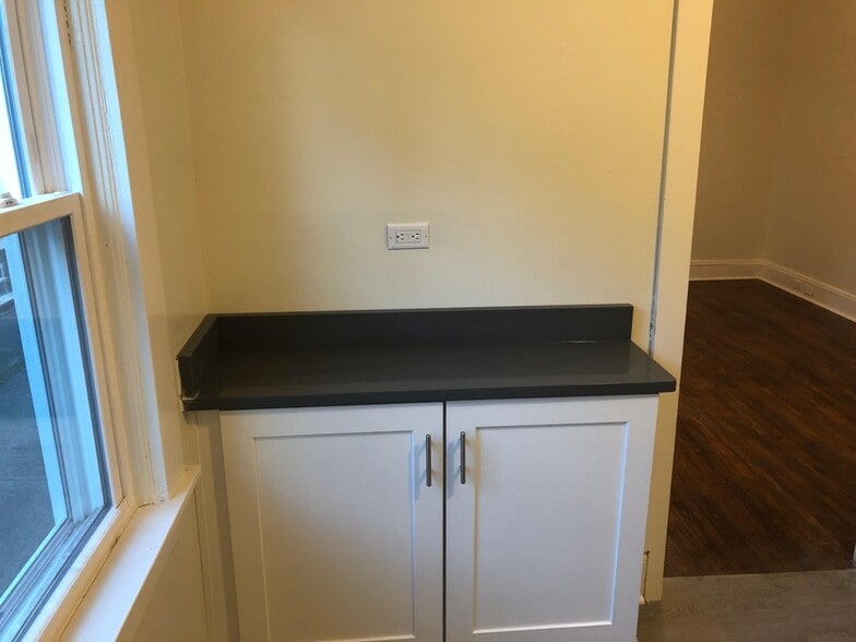 Kitchen - 1333 Belle Ave