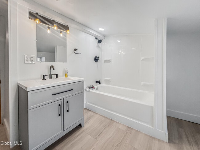 Building Photo - 196 Luzerne Rd