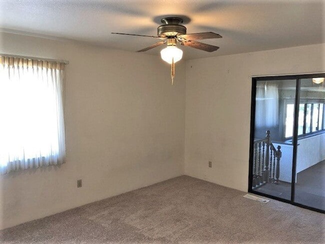 Building Photo - Downtown SLO 3 Bedroom / 2 Bath / 2 Car Garage