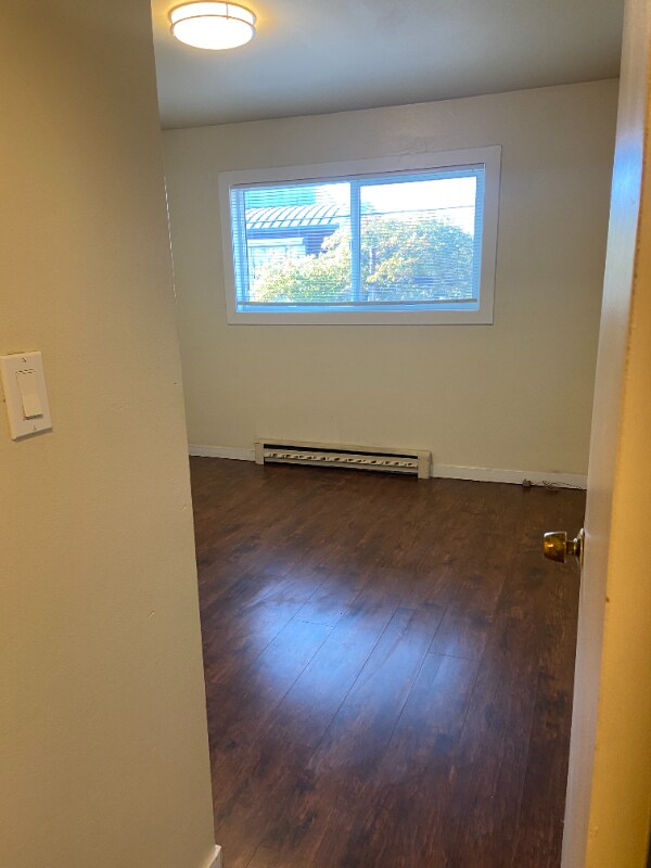 Building Photo - 1401 E Harrison St