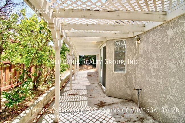 Building Photo - 25036 Bodega Ct