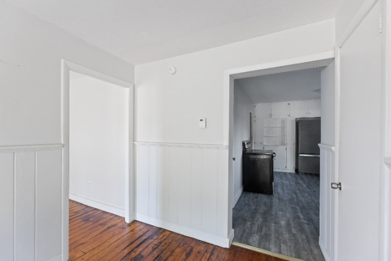 Building Photo - 1281 Main St