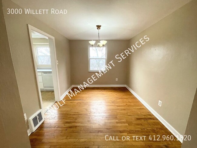 Building Photo - 2 bed, 1 bath house in Brentwood