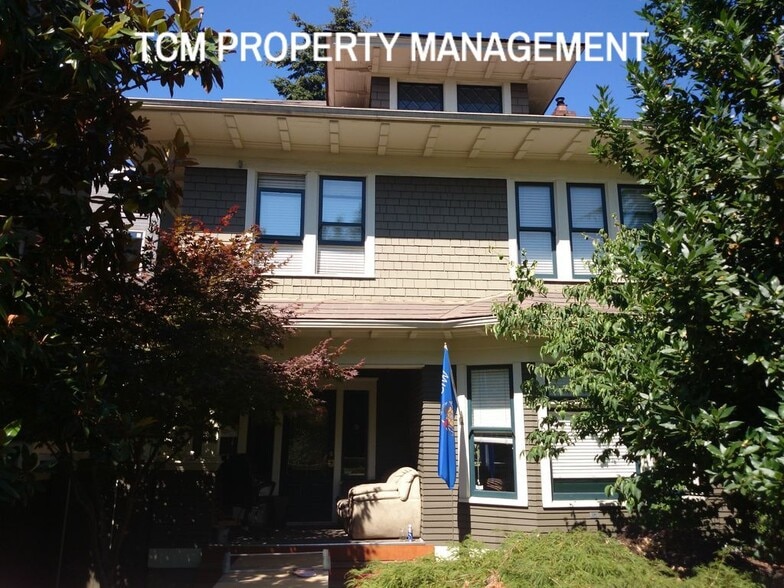 Building Photo - 935 14th Ave