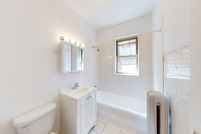Floorplan - 5034-5046 S. Woodlawn Avenue