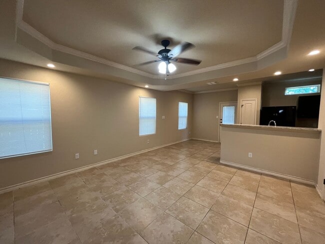 Building Photo - 6618 Mia Way