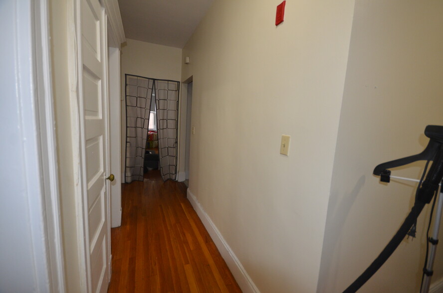 Building Photo - 1778 Beacon St