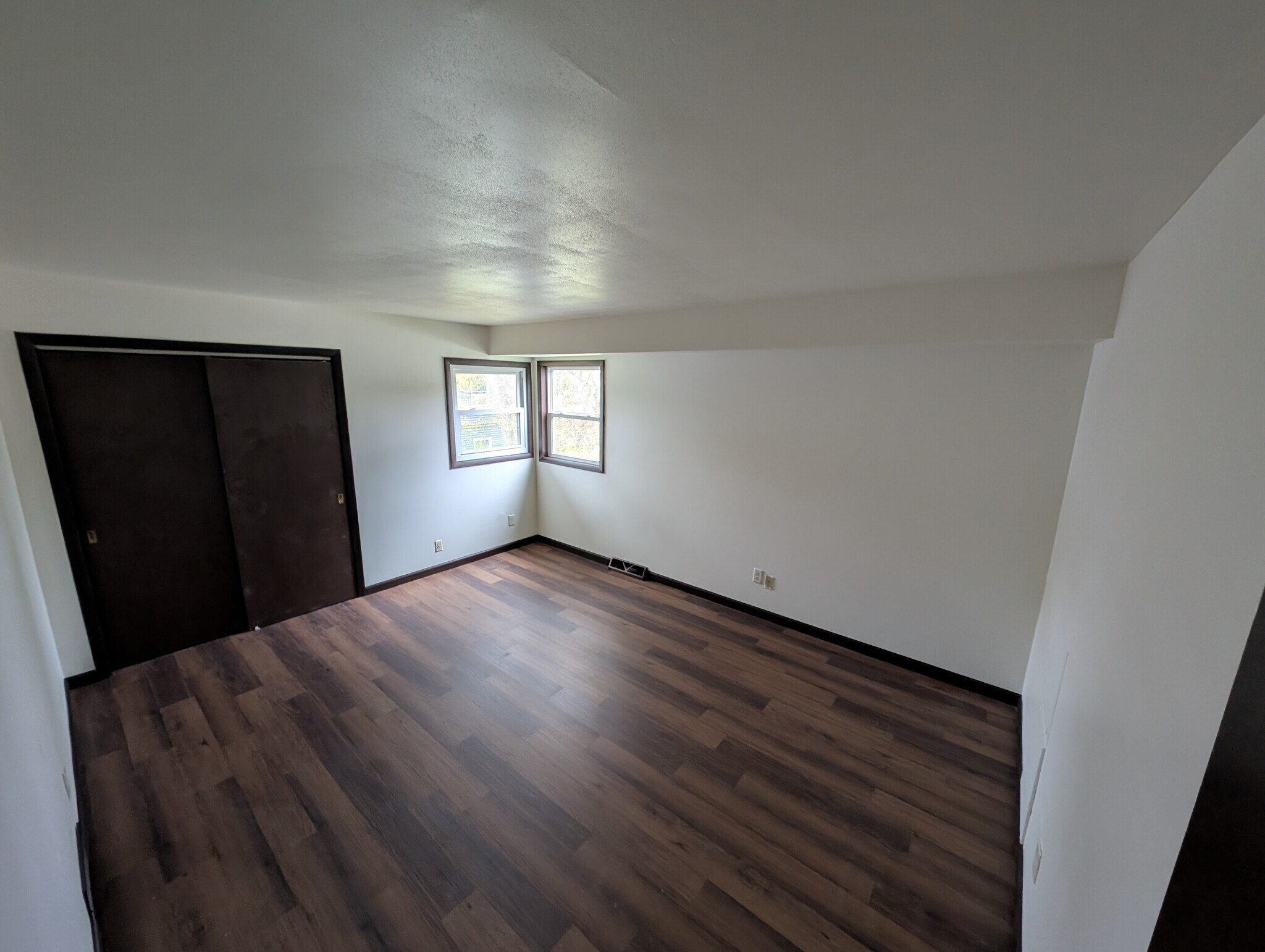 Main Bedroom - 220 Pleasant St