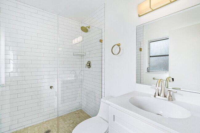 Building Photo - 924 Marlin Dr