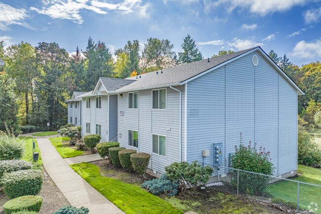 Building Photo - Live by the Lake-- Quiet Corvallis Living - REDUCED RENT!
