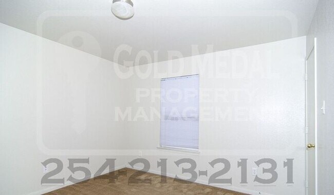 Building Photo - Copperas Cove Cutie – Smart Living Starts on W Ave E!