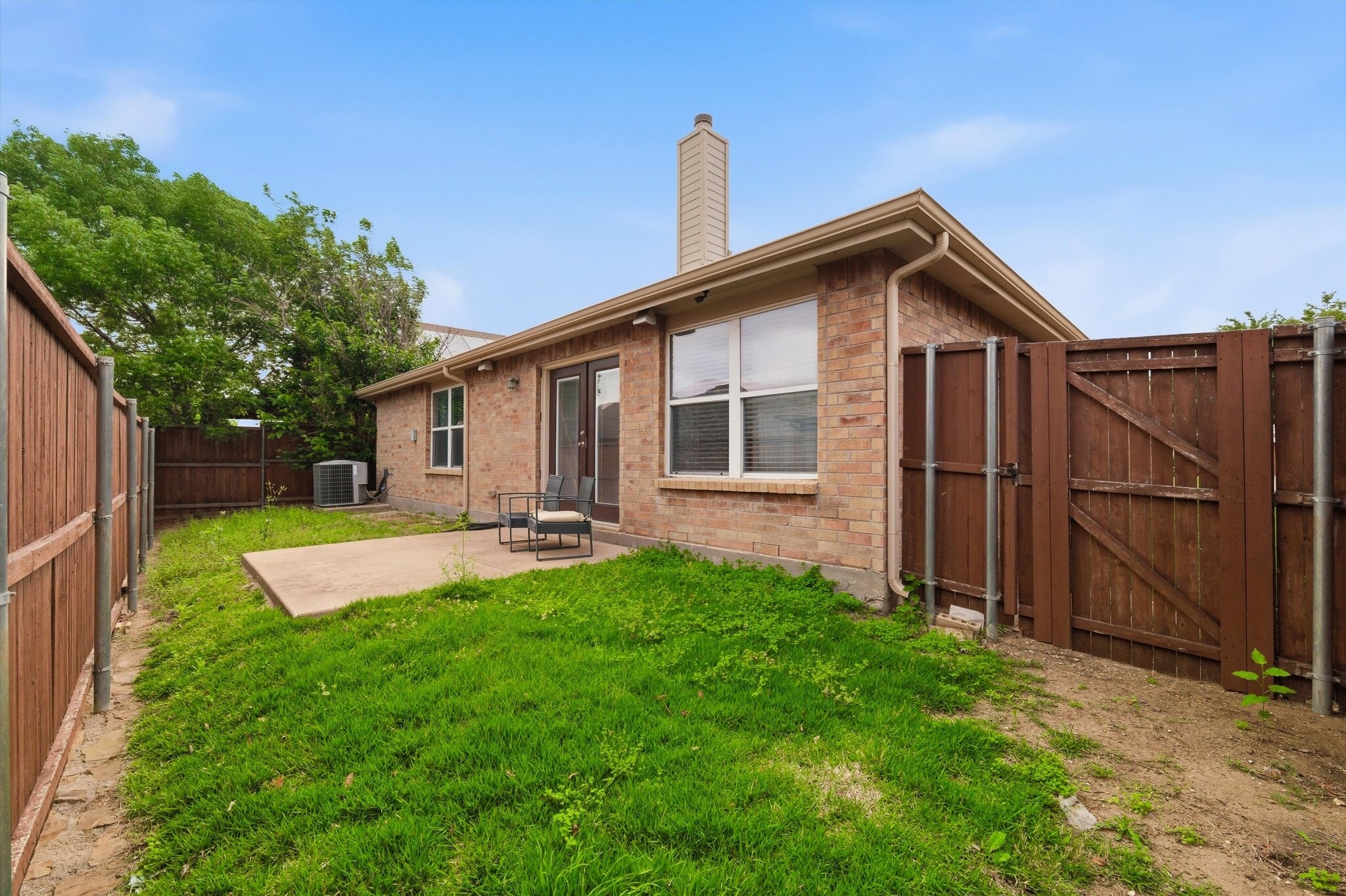 Building Photo - 5917 Stone Mountain Rd