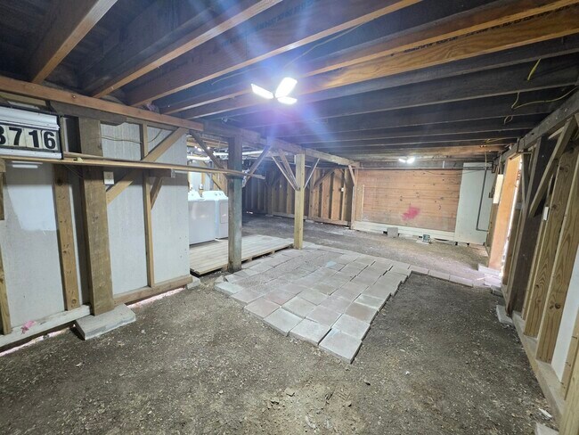Building Photo - 3716 Avenue O
