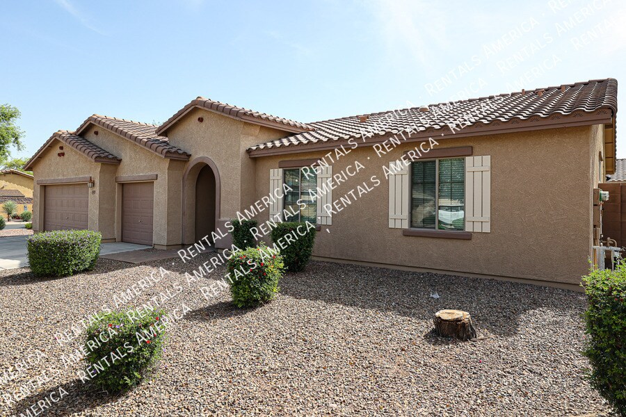 Building Photo - 5907 S 56th Dr