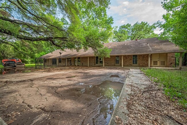 Building Photo - 11618 Boudreaux Rd
