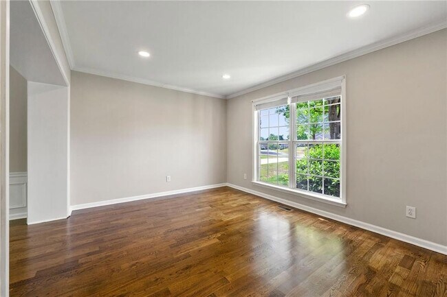 Building Photo - 7260 Foxberry Ct