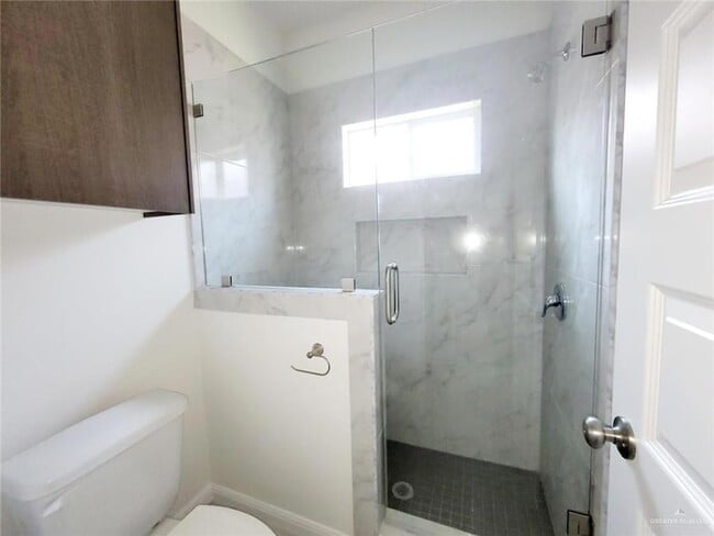 Building Photo - 1809 Cari Nicole Ave