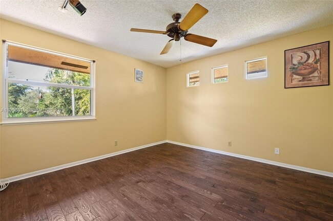 Building Photo - 11400 NW 19th St