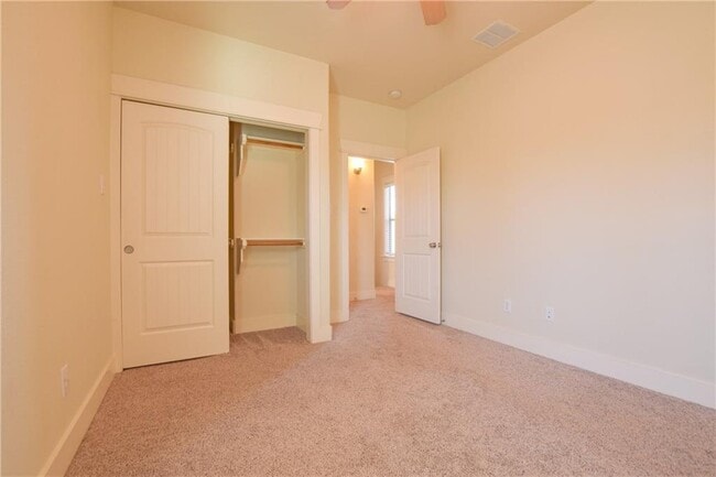 Building Photo - 5405 Avenue H