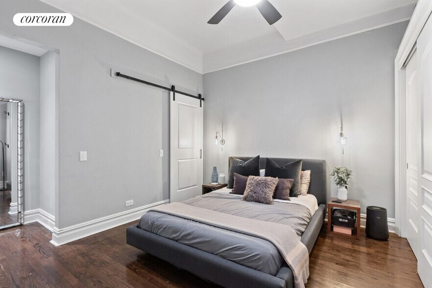 Building Photo - 301 W 108th St