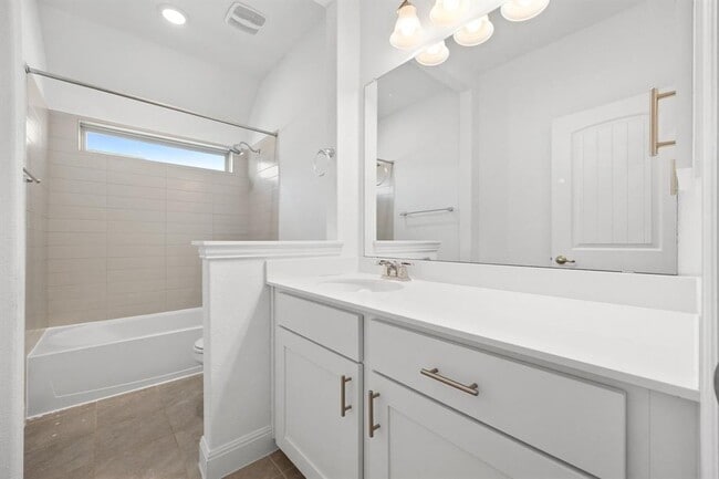Building Photo - 18116 Leccion Dr