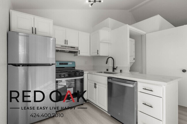 Building Photo - 10304 Tujunga Canyon Blvd