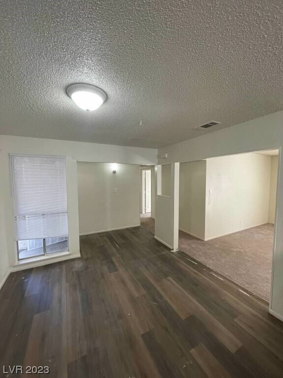 Building Photo - 3955 Ventura Way