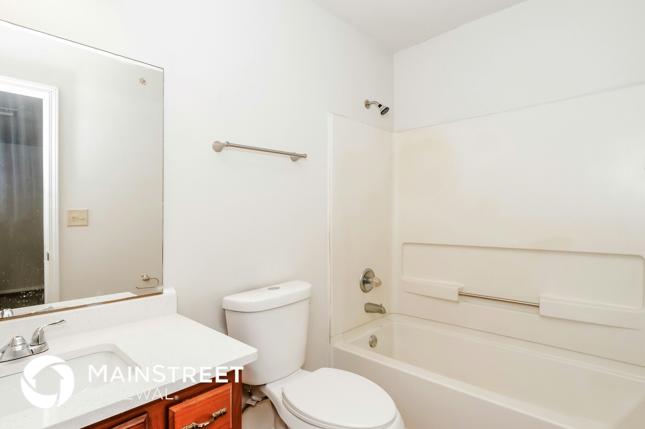 Building Photo - 3505 Dorchester Dr