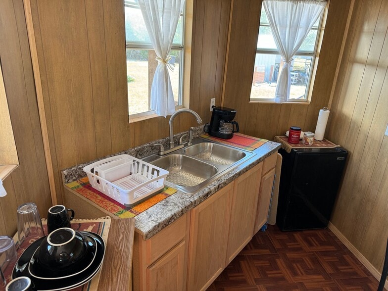 Building Photo - 14992 County Rd 1876