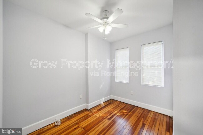 Building Photo - 2509 E Oakdale St