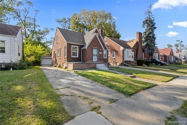 Building Photo - 13575 Rutherford St