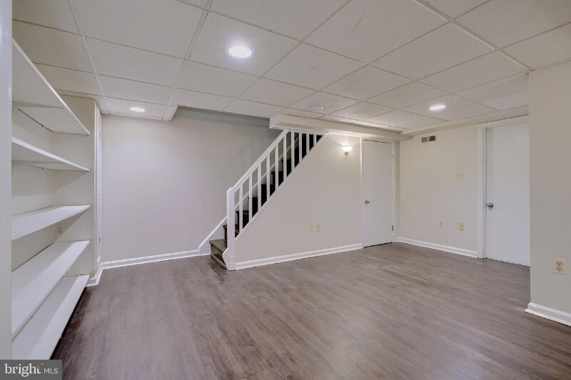 Building Photo - 825 Mildred Ave