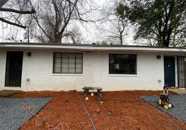 Building Photo - 1718 Dunlap Ave