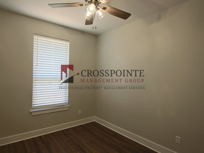 Building Photo - Luxury 3 Bedroom 2 Bath Townhomes in Bullard ISD!