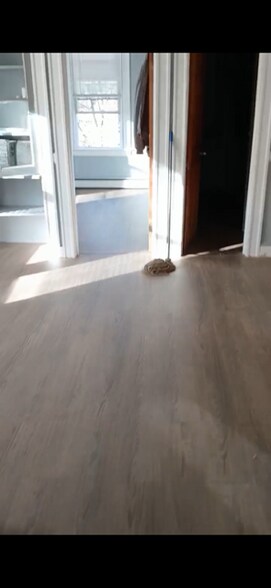 Building Photo - 42 Erwin Pl