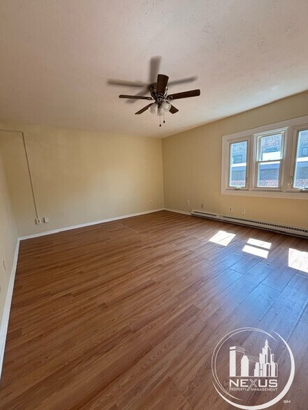 Building Photo - 120 Wooster St