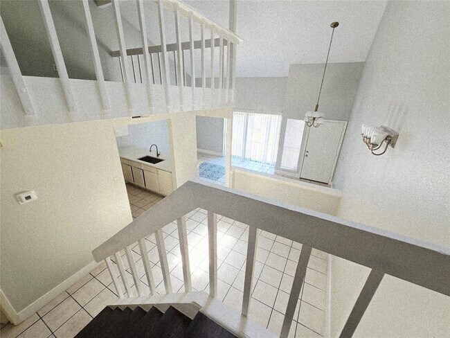 Building Photo - 12625 Newbrook Dr