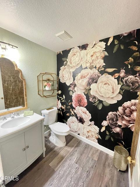 Building Photo - 864 E Sacramento St