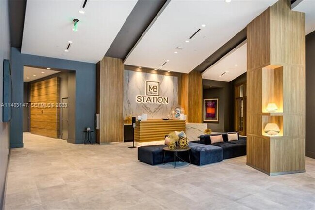 Building Photo - 3170 SW 22nd St