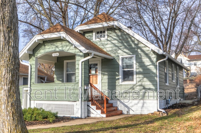 Building Photo - 1220 S 55th St