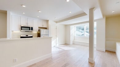 Building Photo - 4744 Balboa St