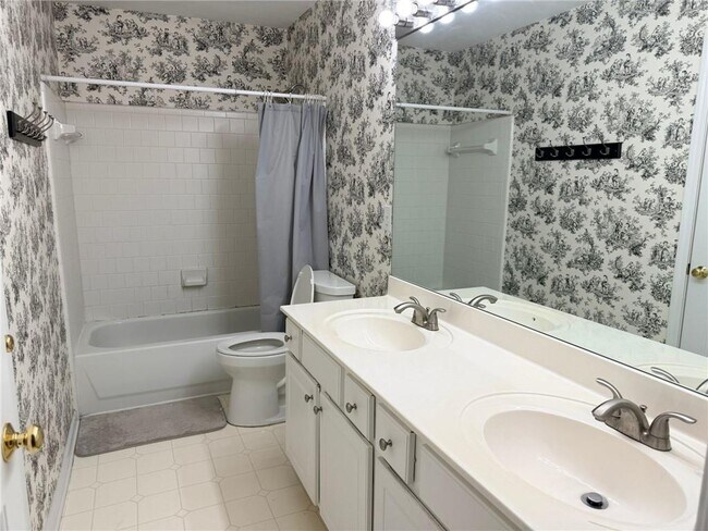 Building Photo - 7430 Newstead Dr