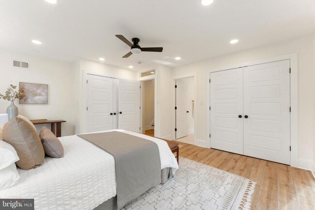 Building Photo - 209 Merion Ave